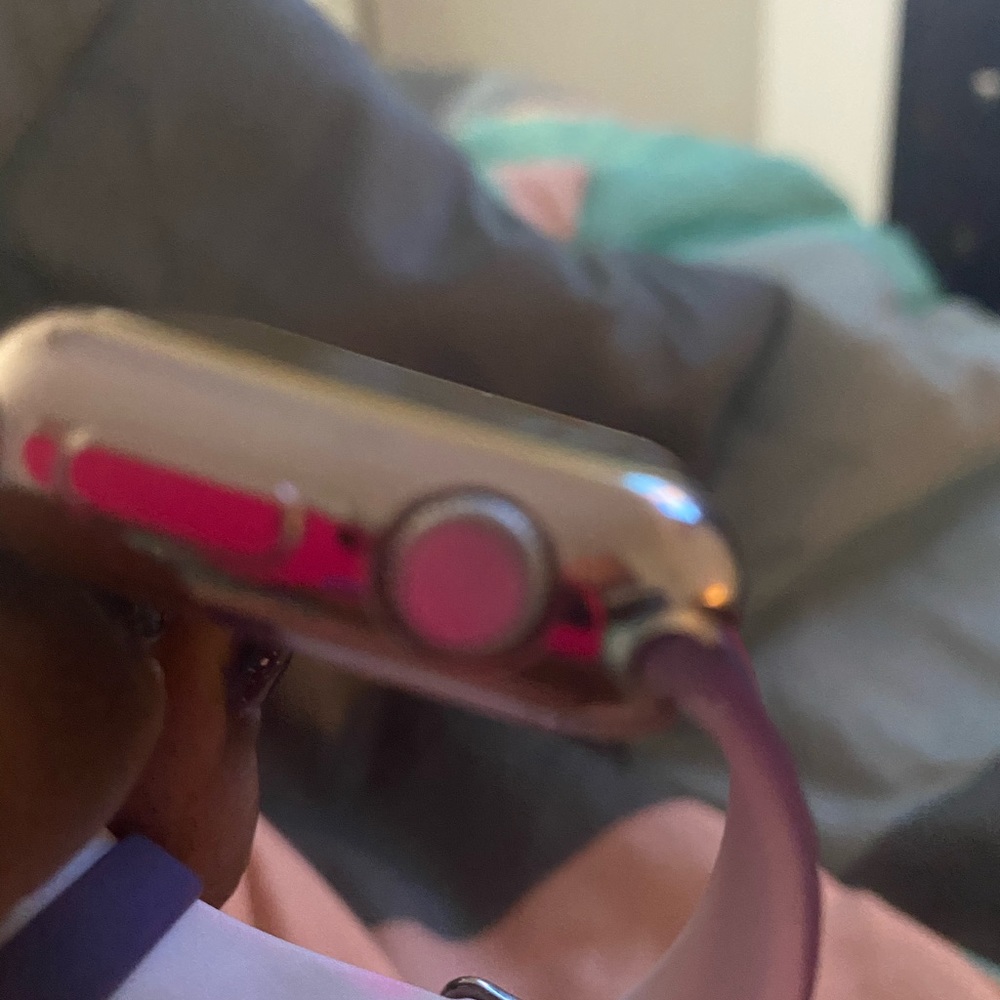 Apple Watch - Picture 3 of 4